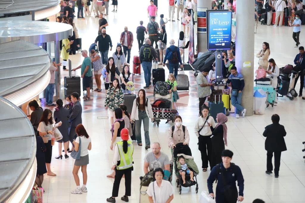 春节期间中国旅客暴增200%！泰国交通部长要求全面备战