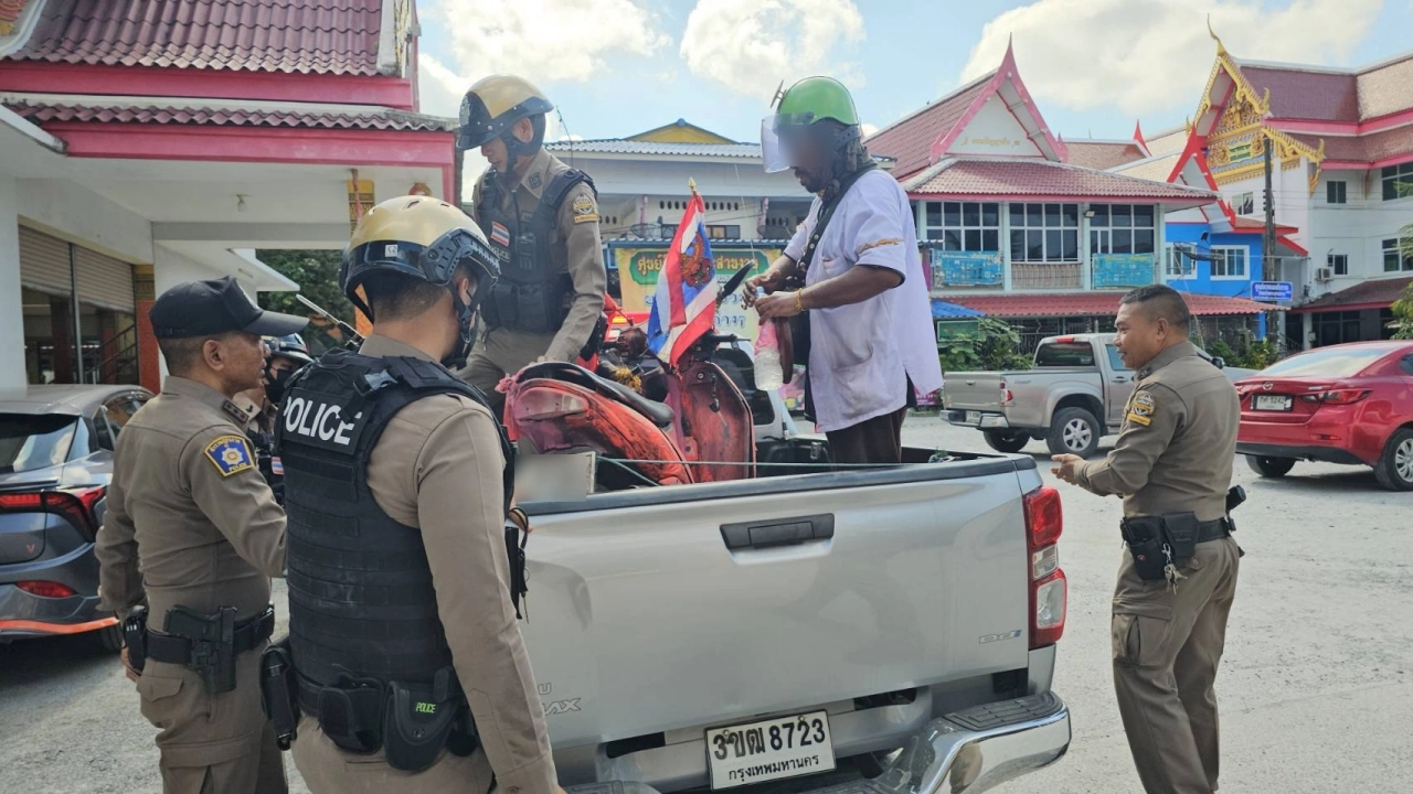 精神异常、戴总理府标志头盔，泰国男子被捕了！