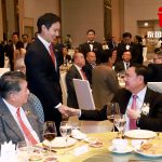 人民党和为泰党议员“联姻”！他信、披塔作为新人婚礼主席出席